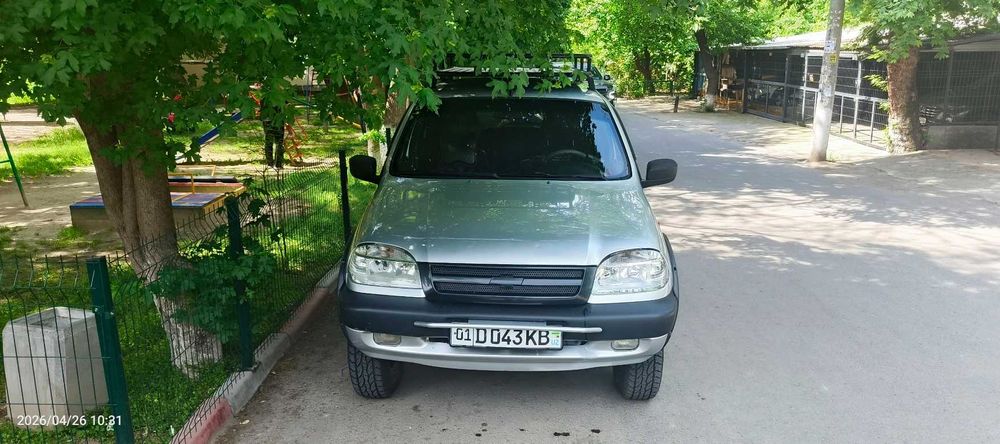 Шевроле нива 2005 год