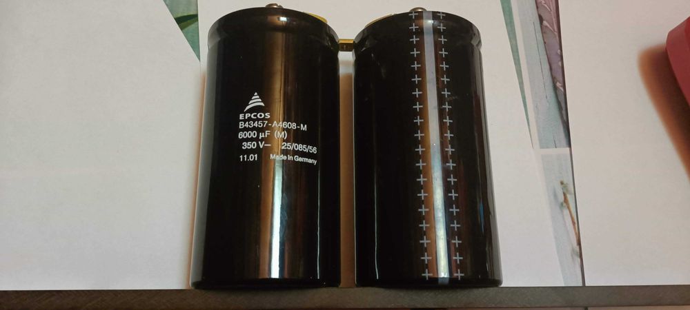condensatori  industriali  350v/6000micro si 600v/260micro