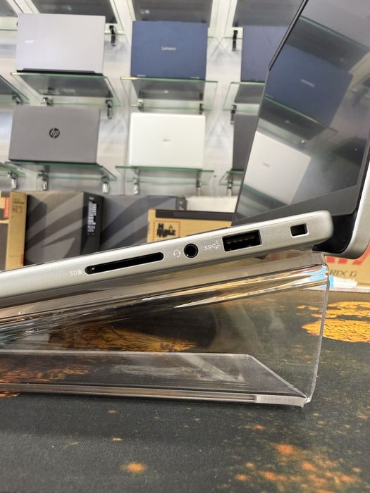 Noutbuk Dell Pro 14 Essential Intel Core 7-150U 16GB 1TB новый Yangi