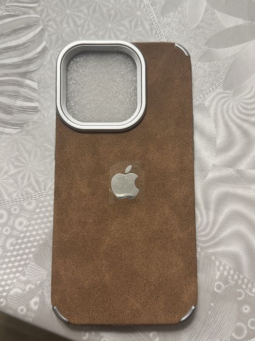новый чехол на iphone 14 pro