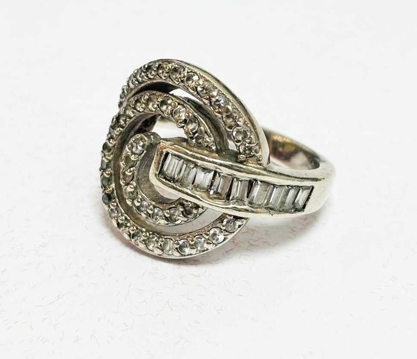 inel elegant din argint 925 cu design spiralat