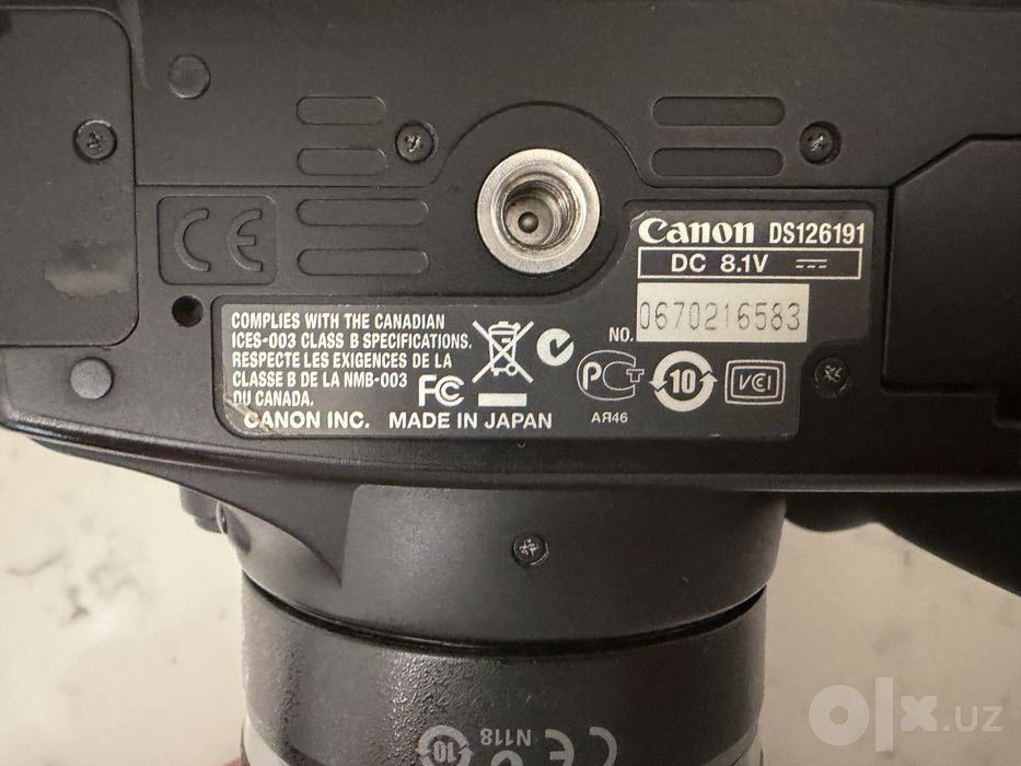 Камера CANON EOS 1000D с обьективом