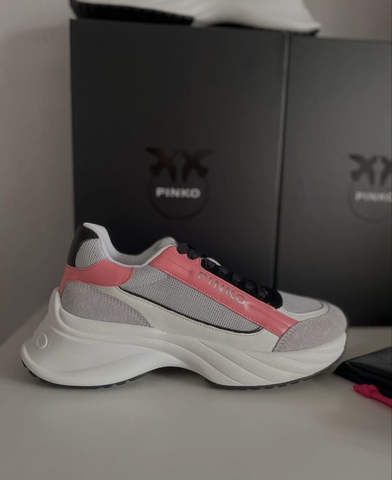 Дамски маратонки супер удобен модел с кутия