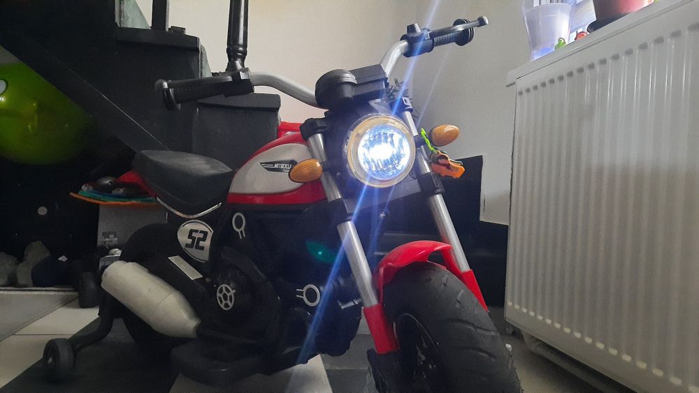 Motocicleta electrica copii