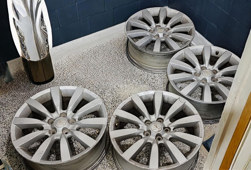 Мицубиши Лансер 18 -ки оригинал