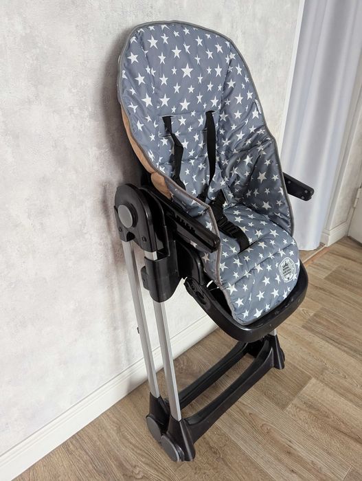 Детский стульчик для кормления