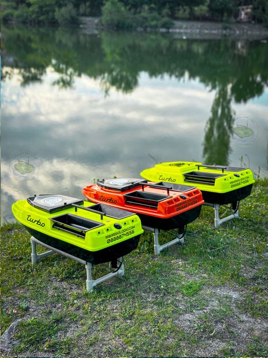 Бърза лодка за захранка TURBO с 3 години гаранция