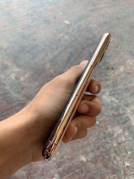 Iphone 11 pro Gold