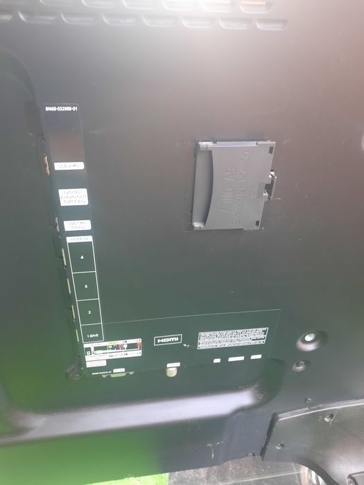 TV Samsung LED 100 cm