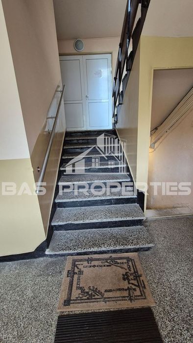 Продава се Едностаен апартамент в София, Люлин 8 - 47 кв.м за 2341 €/кв.м - Снимка #5