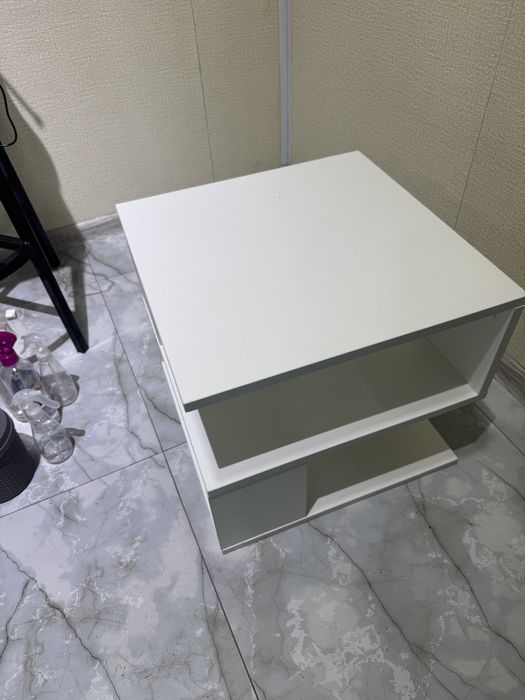 Столик журнальный