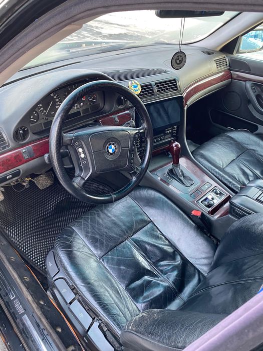 Продам BMW E38 или обмен