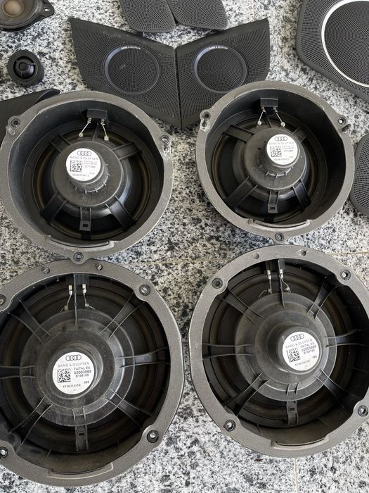 Sistem audio complet Bang&Olufsen A4 B8 Berlina