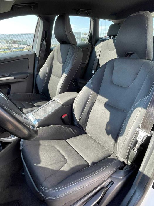 Volvo XC 60 / 2014 / Motorizare 2.4 / 181 cp / 4X4