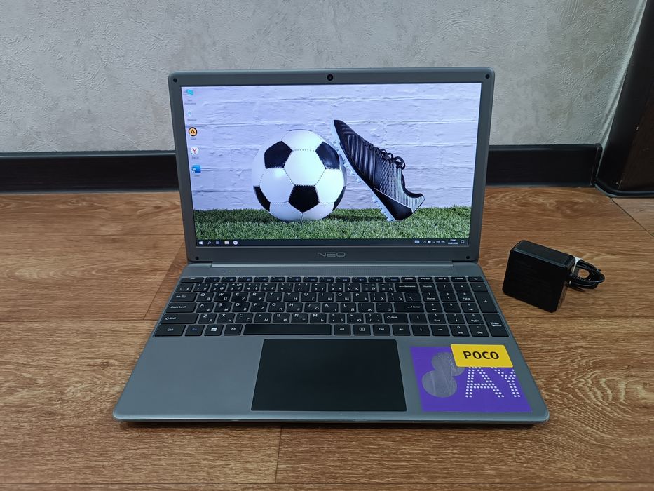 Ноутбук NEO Core i5 Windows 10 Pro.