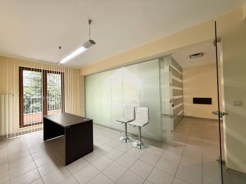 Дава се под наем Офис в София, Център - 105 кв.м за 1420 € - Снимка #2