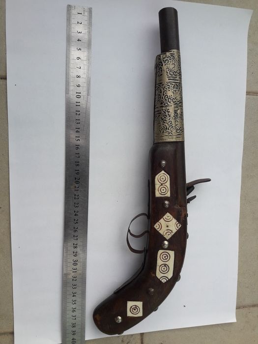 Много красив кремъчен пистолет,пищов,револвер,оръжие,пушка