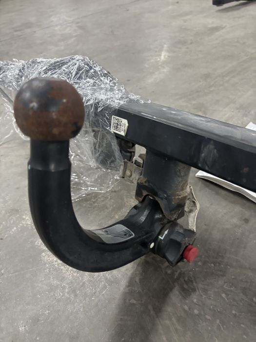 теглич за vw golf6