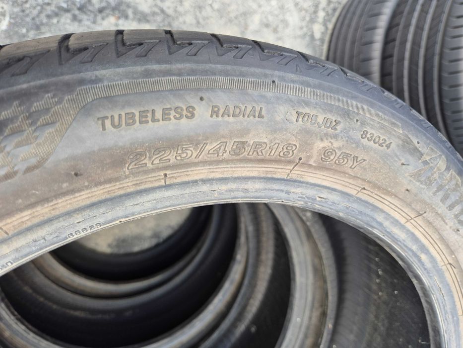 4 Anvelope de VARA - 225/45/18 - 255/40/18 - Bridgestone - DOT 2020 !