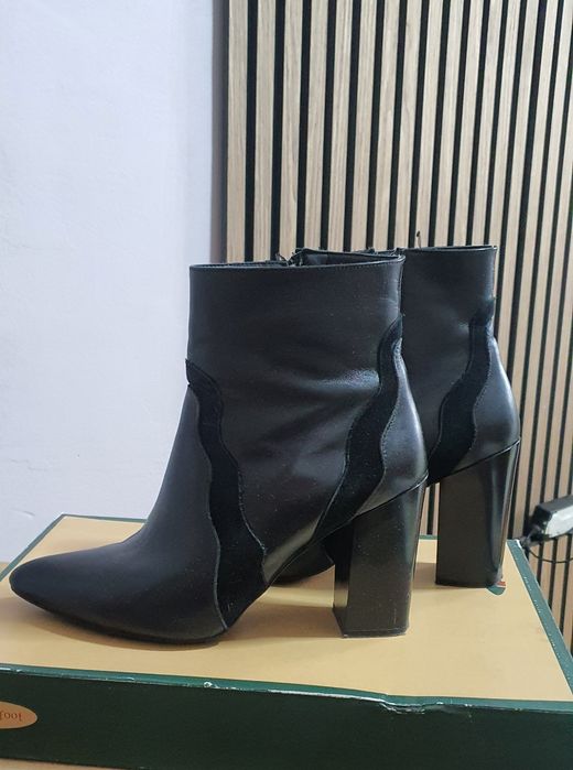 Боти, естествена кожа, 39 номер