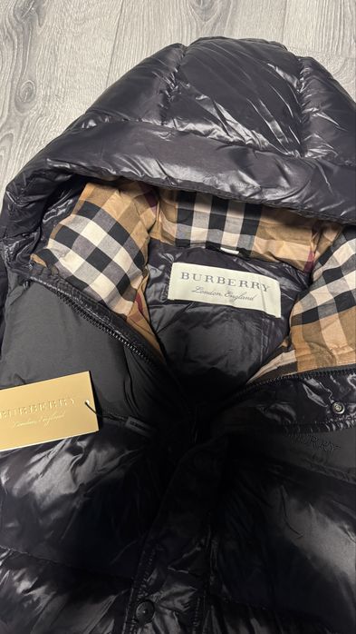geaca burberry noua