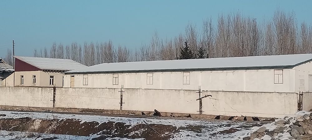 Ховли уйжой 30 сотих сотилади