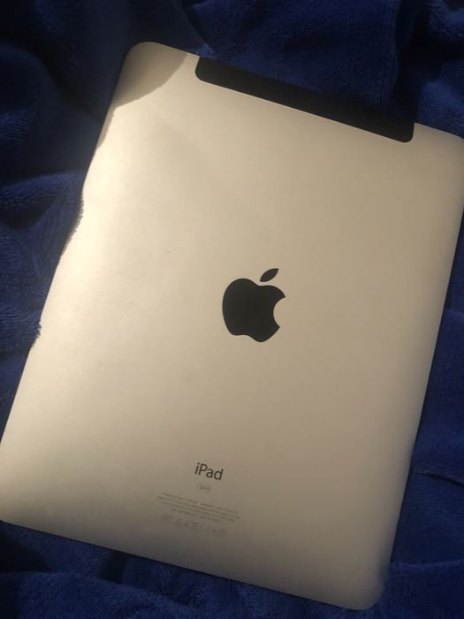 Продам Планшет Айпад