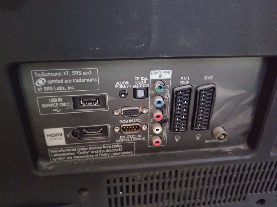 Vand 2 televizoare LG