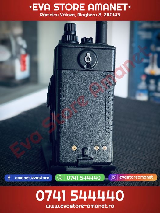 Stație radio / Transciever portabilă robustă IPX7 YAESU FT-270 VHF 144–146 MHz