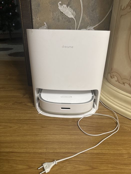 роботпылесос Dream Bot W10