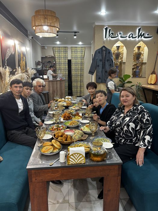 Продам ветровку новая