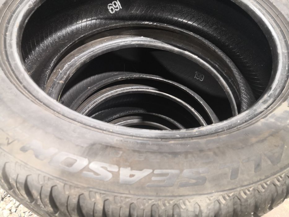 Гуми втора употреба 205 55 17 цола Pirelli  4 сезона  dot 25
