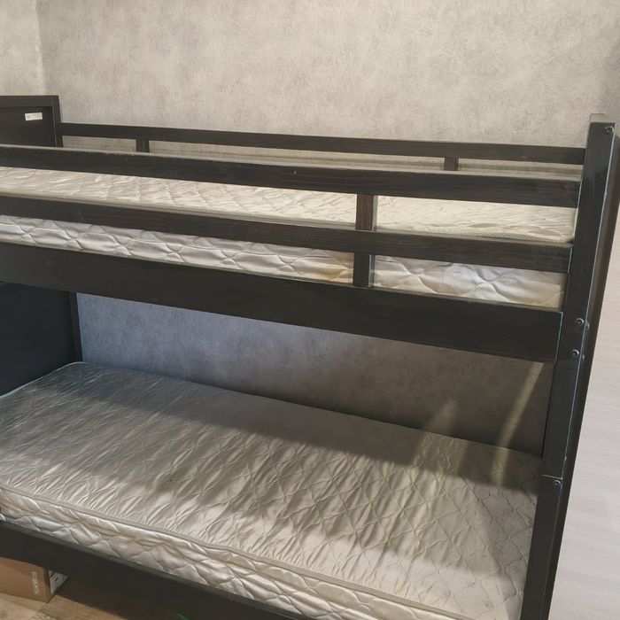 Продам кровать двухъярусная