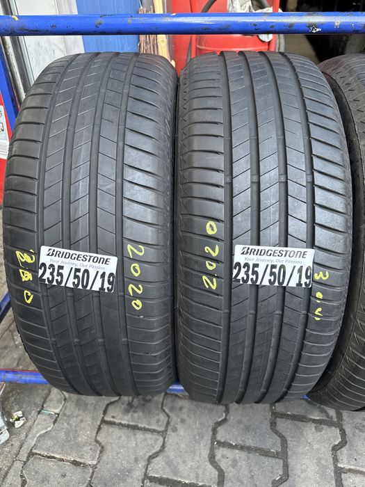 235/50/19 Bridgestone