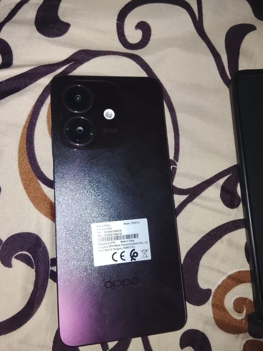 Продам телефон 64гб