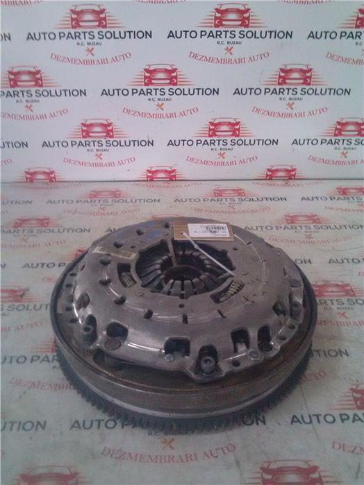 Ambreiaj bmw seria 3 e90 2.0d an fabr. 2011