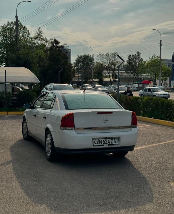 Автомобиль Opel vectra 2.2