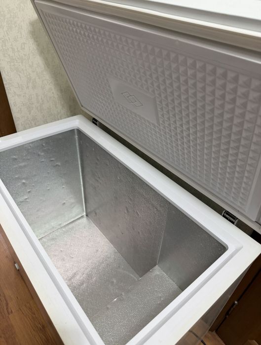Продам морозильник 215 л