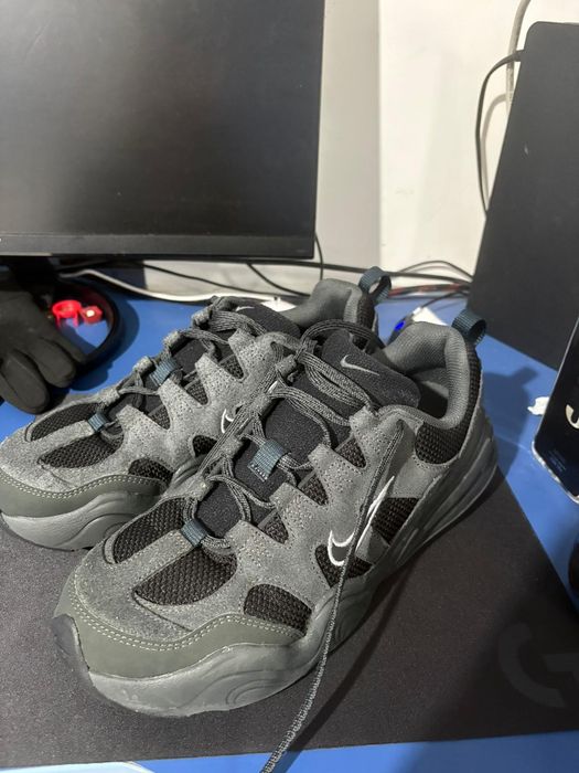 Маратонки Найк почти нови