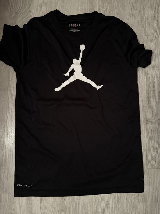 Детска тениска adidas и jordan и nike hoodie