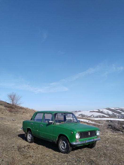 Продам ваз 21011