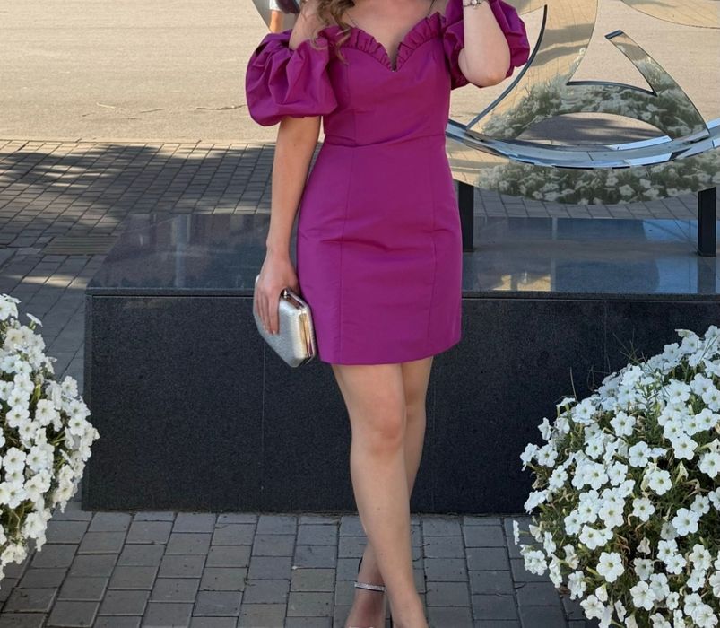 Къса розова рокля Mango