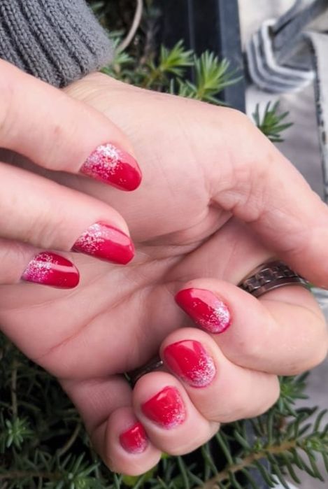 Unghii cu gel, semi și pentru bărbați CLUJ-NAPOCA