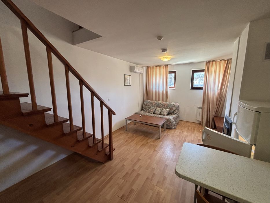 Двустаен в жилищна сграда