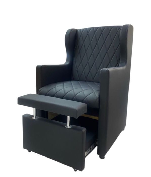 Кресло для студии ногтевого сервиса