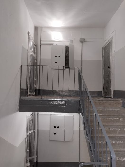 Ремонт подъездов , помещений , квартир и т.д.