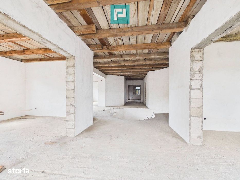 Casă cu etaj construcție nouă, în Sebiș Arad