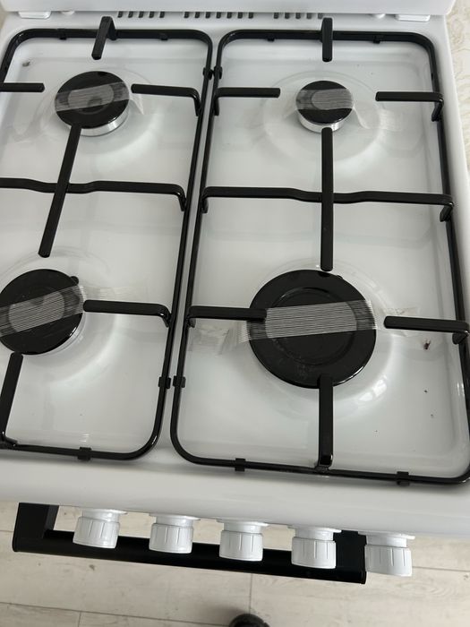 Продам газовую плиту