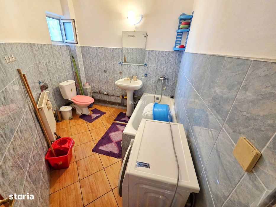 Apartament 2 camere, decomandate, Piata Alexandru cel Bun