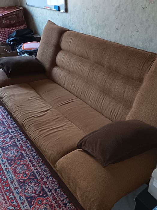Продам диван в отличном состоянии